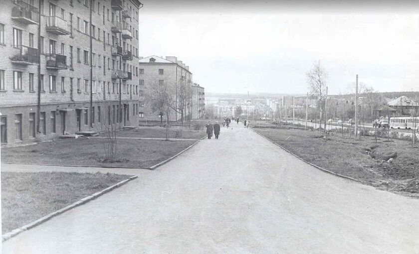 Первый дом слева Улица Кирова 115. Ижевск.