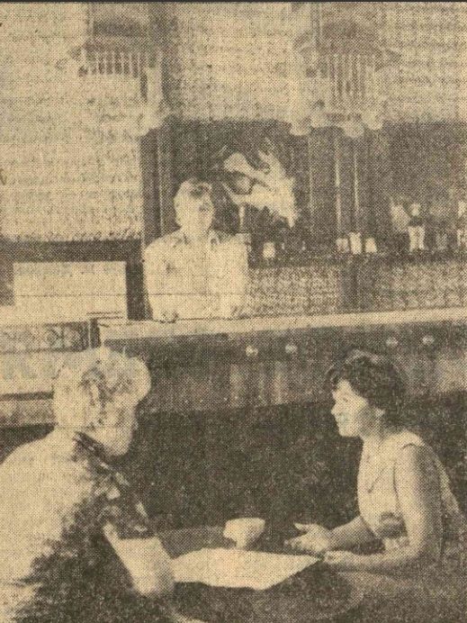 Ресторан Игерман. Бар. Фото: А.Вахрушев, 1982 г., Удмуртская Правда, 24.07.