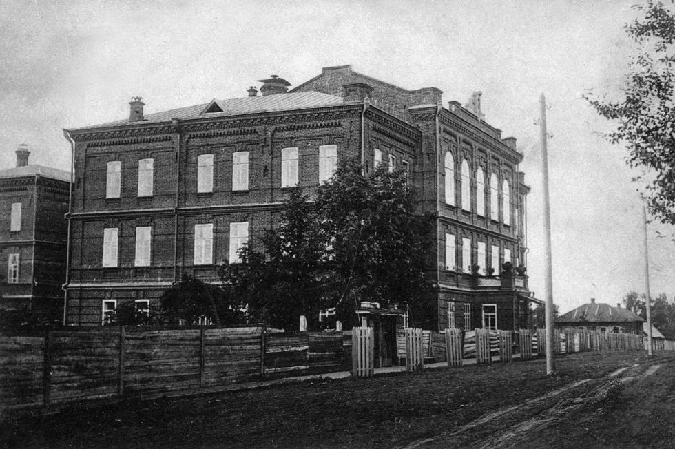 Сарапульская женская гимназия.