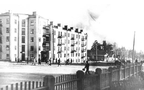 Жилой дом кооператива «Металлист» Пушкинская 186 Ижевск. 1930-е годы.