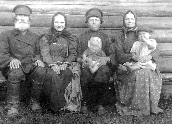 Русская семья фото, начало 20 века.