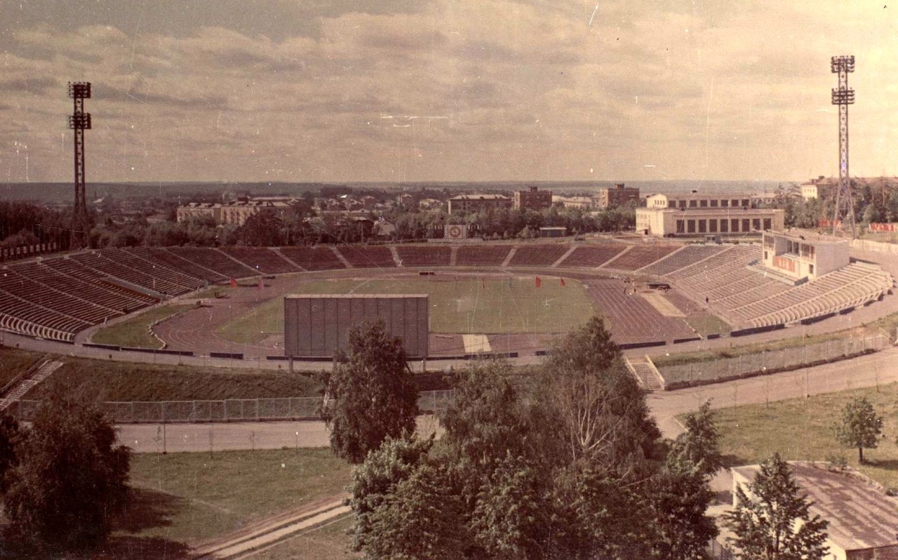 Стадион "Зенит". 1977 год. Ижевск.