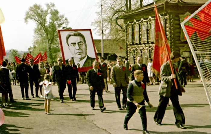 Демонстрация трудящихся. Сарапул. Май 1975 года.
