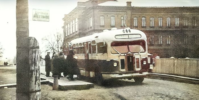 50-е годы. Сарапул. Городской автобус "ЗИС-154".