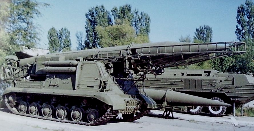 Ракетный комплекс с оперативно-тактическими ракетами "Ока" производства Воткинского машиностроительного завода.