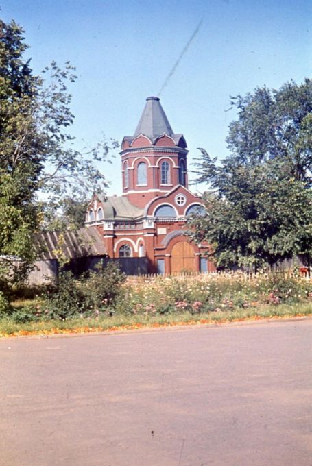 Крестовоздвиженская загородная часовня ("Крестик") в 70-е годы. Ижевск.